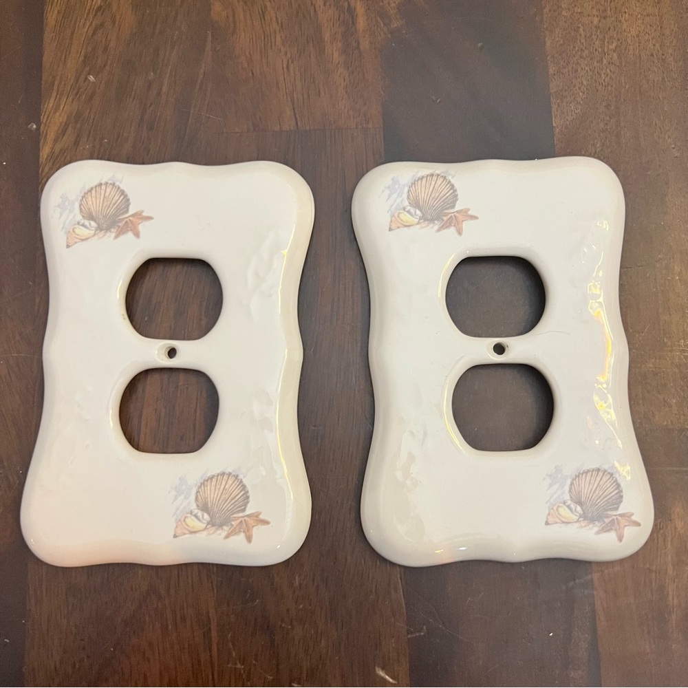 VB Athena Vintage Decor Ceramic Porcelain 2 Outlet Wall Cover Seashell Beach
